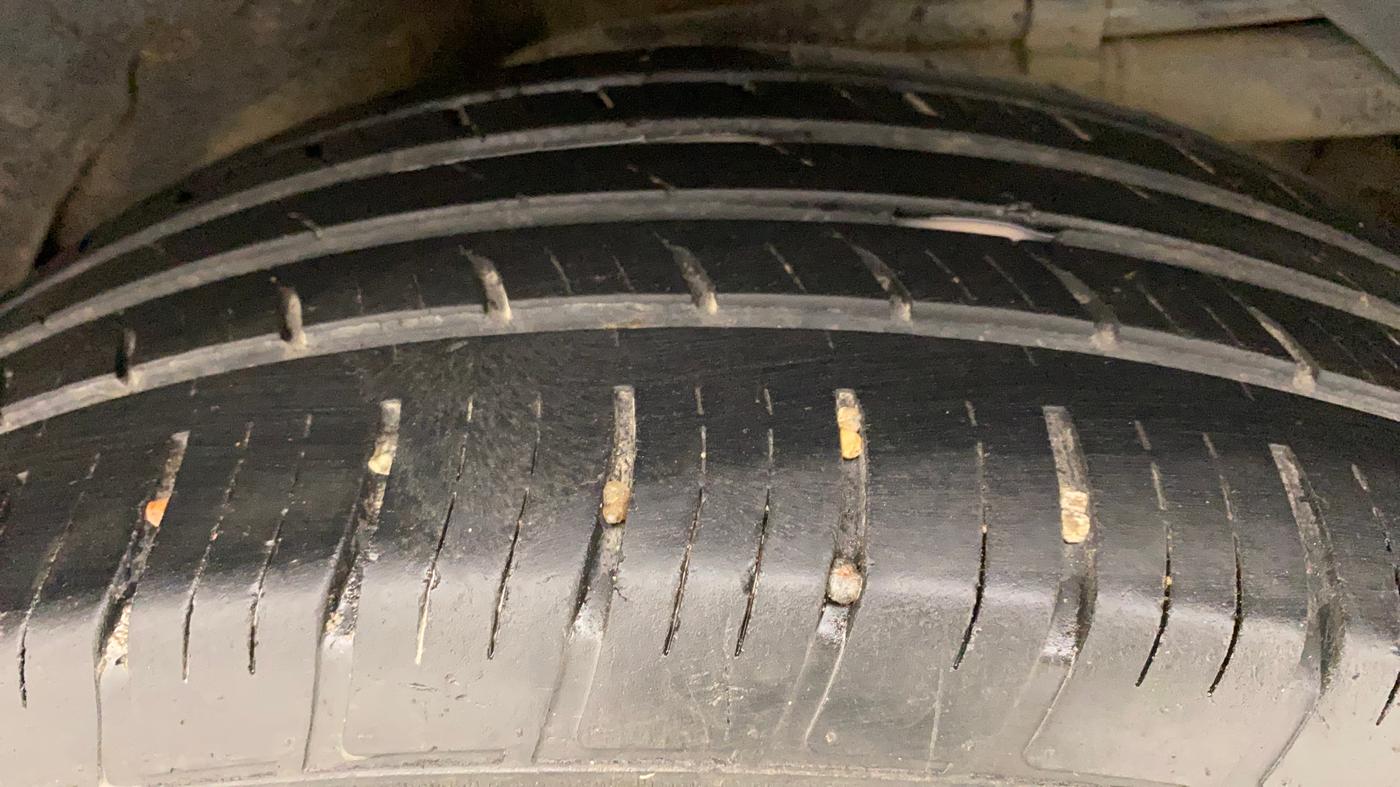 2018 Mahindra XUV500 W11 AT, Diesel, Automatic, 57,781 km, Left Rear Tyre Tread
