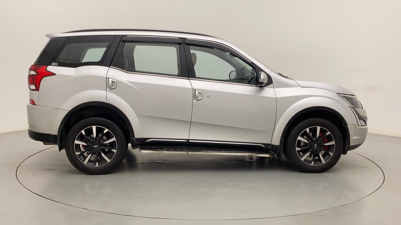 2018 Mahindra XUV500 W11 AT, Diesel, Automatic, 57,781 km, Right Side View