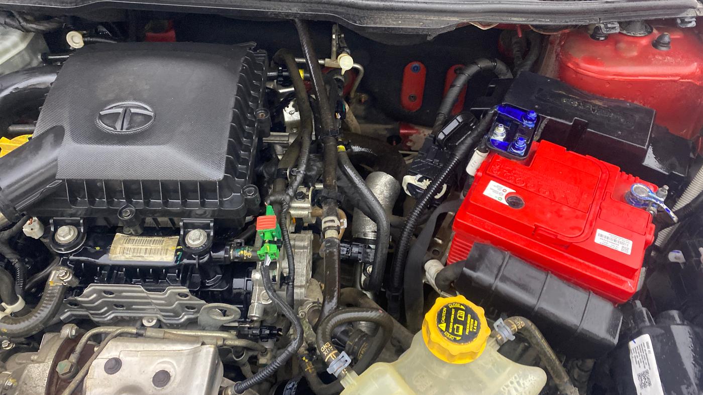 2018 Tata NEXON XZ PLUS PETROL, Petrol, Manual, 29,543 km, Engine View - Left