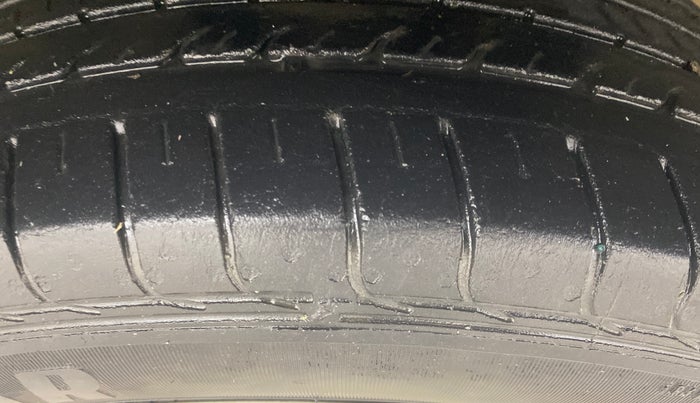 2018 Tata NEXON XZ PLUS PETROL, Petrol, Manual, 29,145 km, Right Front Tyre Tread