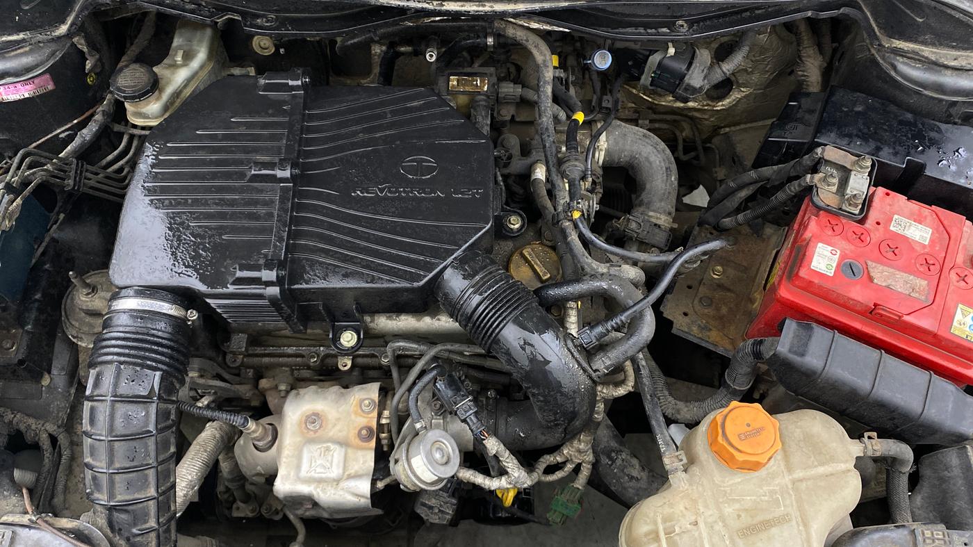 2015 Tata Zest XMS PETROL, Petrol, Manual, 89,481 km, Engine View