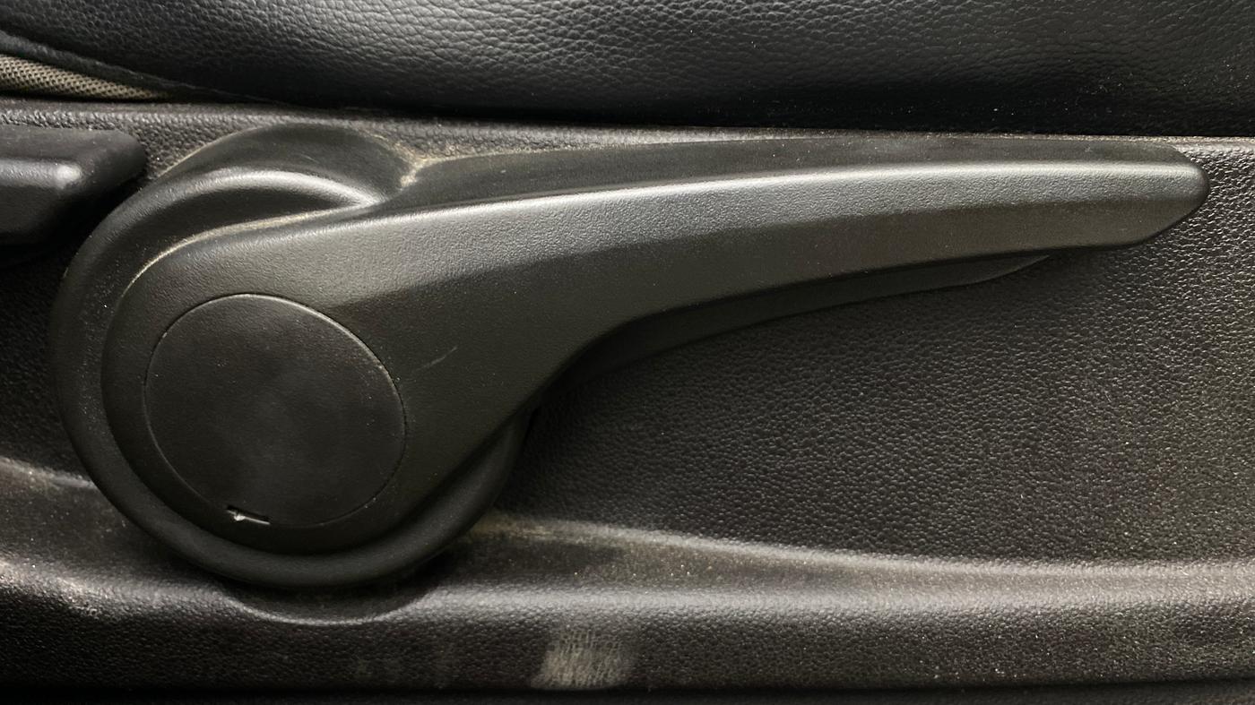 2015 Tata Zest XMS PETROL, Petrol, Manual, 89,481 km, Driver Side Adjustment Panel