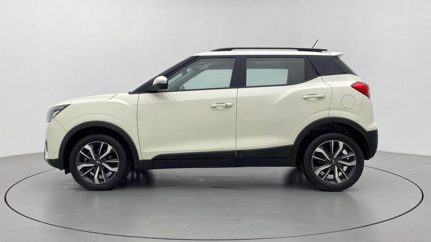 2020 Mahindra XUV300 W8 (O) 1.5 DIESEL AMT, Diesel, Automatic, 38,981 km, Left Side