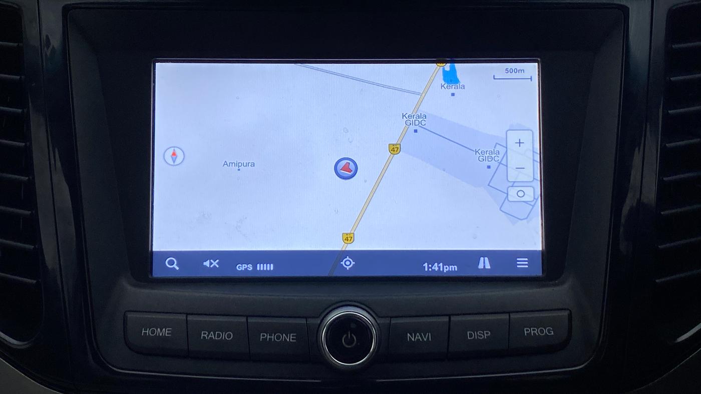 2020 Mahindra XUV300 W8 (O) 1.5 DIESEL AMT, Diesel, Automatic, 38,981 km, Navigation System