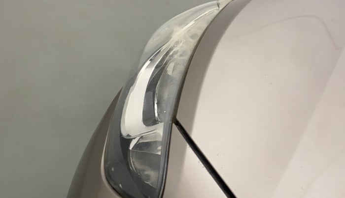 2013 Hyundai i20 MAGNA 1.2, Petrol, Manual, 45,077 km, Right headlight - Minor scratches