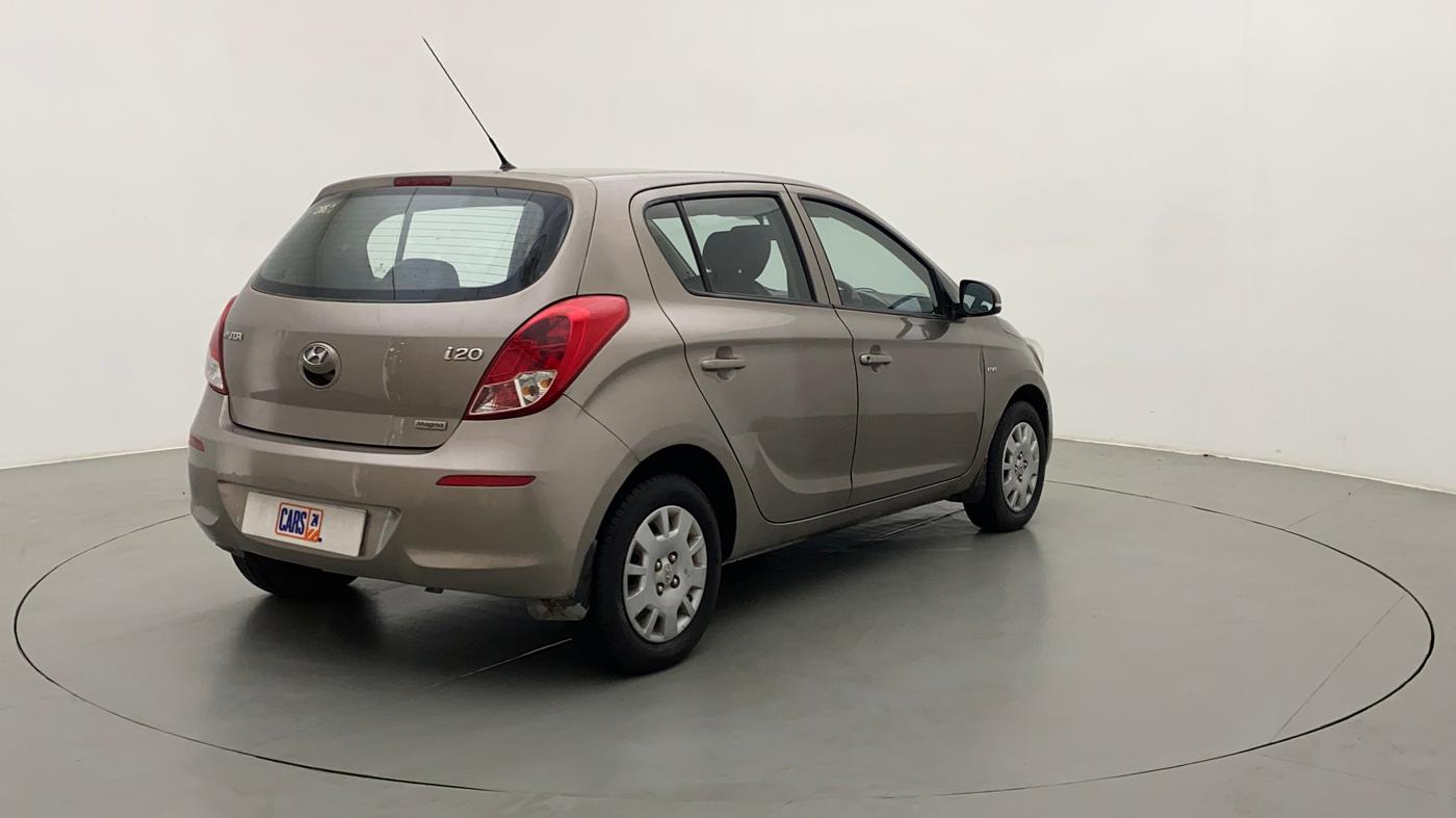 2013 Hyundai i20 MAGNA 1.2, Petrol, Manual, 45,077 km, Right Back Diagonal