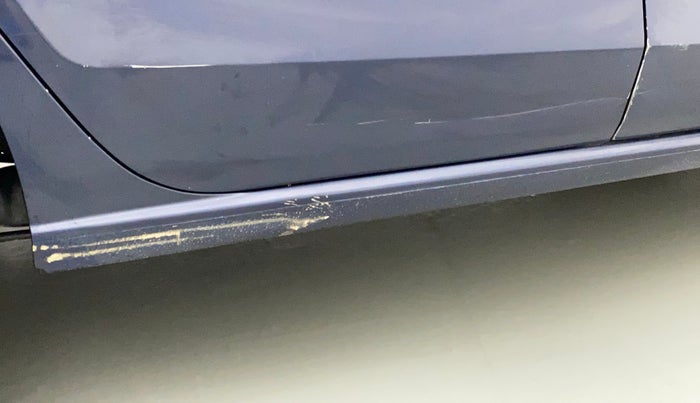 2014 Volkswagen Vento COMFORTLINE TSI AT PETROL, Petrol, Automatic, 57,022 km, Right running board - Slightly dented