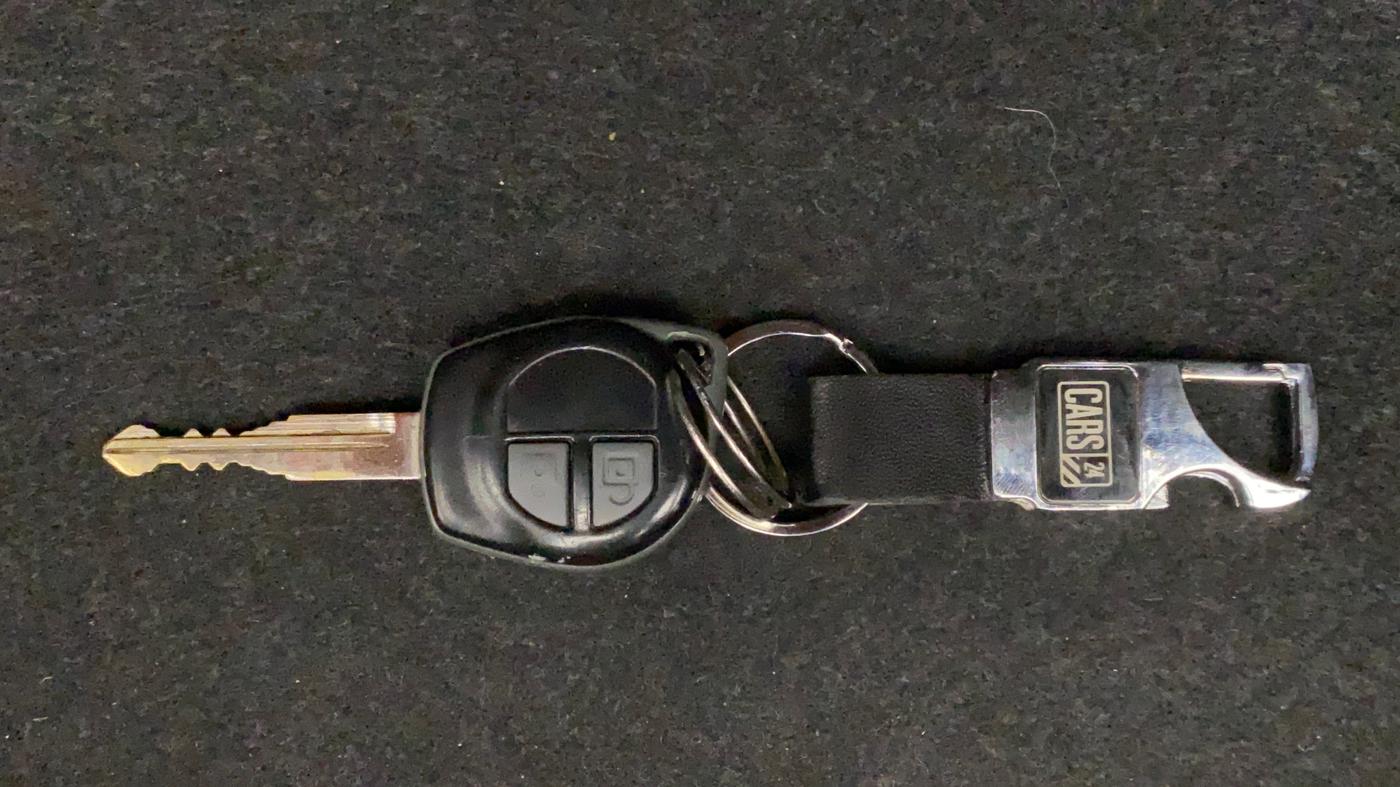 2016 Maruti Swift Dzire VXI, Petrol, Manual, 86,060 km, Key Close Up