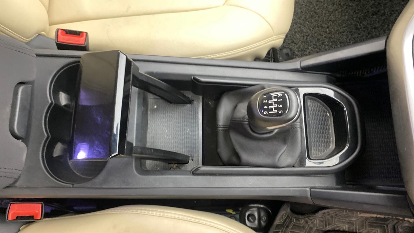 2023 Tata Harrier XM 2.0L KRYOTEC, Diesel, Manual, 35,952 km, Gear Lever