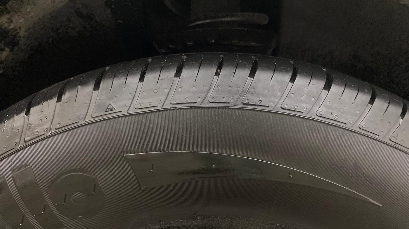 2023 Tata Harrier XM 2.0L KRYOTEC, Diesel, Manual, 35,952 km, Right Front Tyre Tread