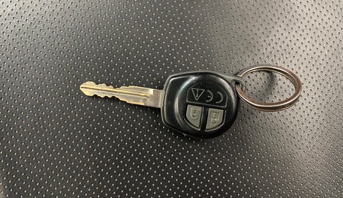 2018 Maruti Baleno DELTA PETROL 1.2, Petrol, Manual, 1,26,364 km, Key Close Up