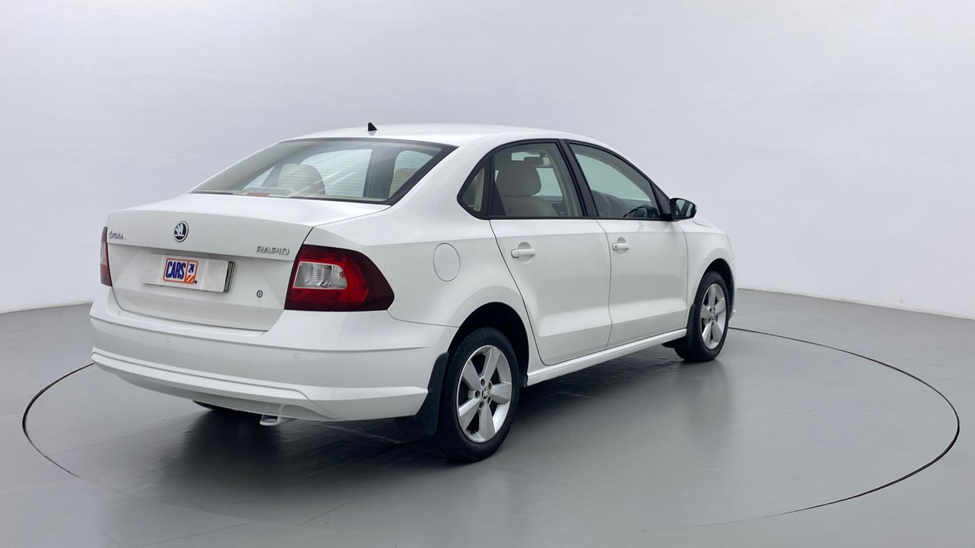 2017 Skoda Rapid AMBITION 1.6 MPFI MT, Petrol, Manual, 46,305 km, Right Back Diagonal