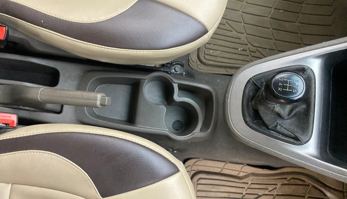 2013 Hyundai i10 MAGNA 1.1, Petrol, Manual, 66,622 km, Gear Lever