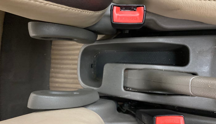 2013 Hyundai i10 MAGNA 1.1, Petrol, Manual, 66,622 km, Driver Side Adjustment Panel