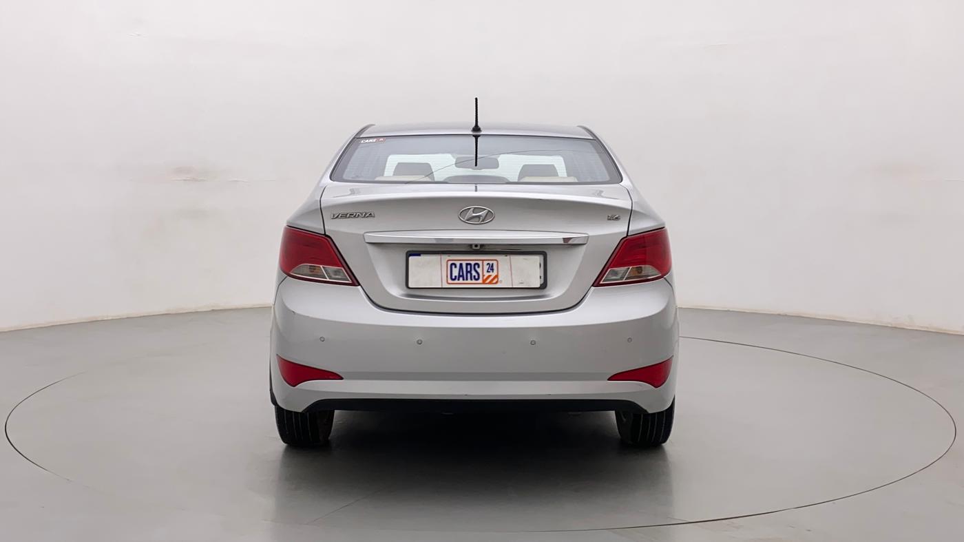 2016 Hyundai Verna FLUIDIC 4S 1.6 VTVT S AT, Petrol, Automatic, 62,295 km, Back/Rear