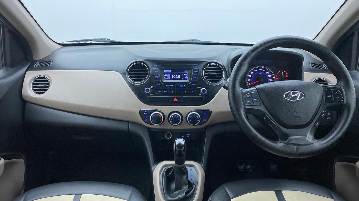 2016 Hyundai Grand i10 ASTA (O) AT 1.2 KAPPA VTVT, Petrol, Automatic, 1,04,499 km, Dashboard
