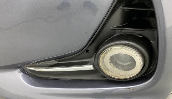 2016 Hyundai Grand i10 ASTA (O) AT 1.2 KAPPA VTVT, Petrol, Automatic, 1,04,499 km, Left fog light - Not working