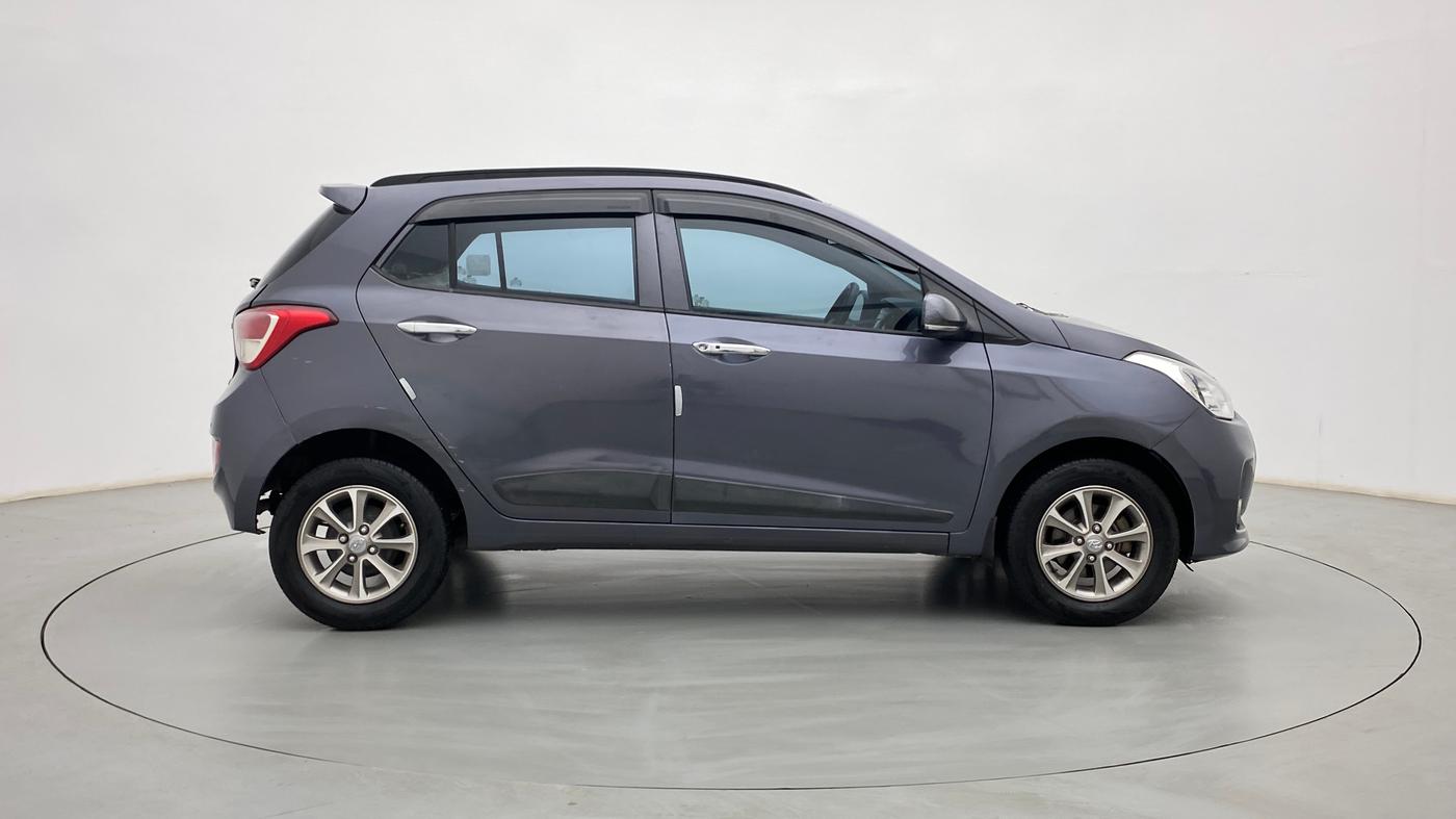 2016 Hyundai Grand i10 ASTA (O) AT 1.2 KAPPA VTVT, Petrol, Automatic, 1,04,499 km, Right Side View