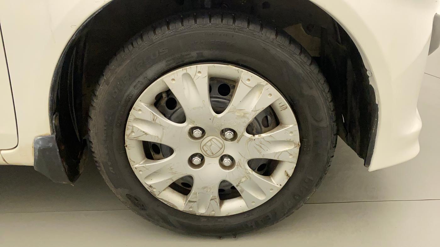 2012 Honda Brio S MT, CNG, Manual, 90,042 km, Right Front Wheel