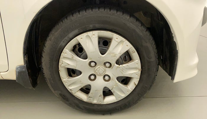 2012 Honda Brio S MT, CNG, Manual, 90,042 km, Right Front Wheel