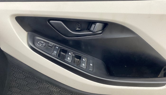 2021 Hyundai Creta EX 1.5 DIESEL, Diesel, Manual, 63,315 km, Driver Side Door Panels Control