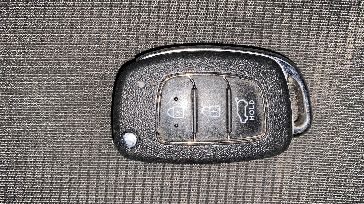 2022 Hyundai VENUE SX 1.0 TURBO, Petrol, Manual, 20,467 km, Key Close Up
