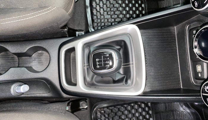 2022 Hyundai VENUE SX 1.0 TURBO, Petrol, Manual, 20,467 km, Gear Lever