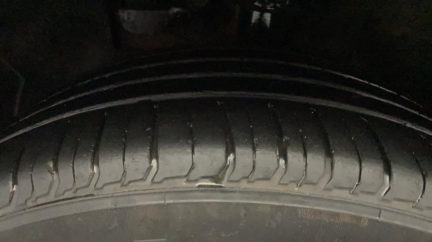 2022 Hyundai VENUE SX 1.0 TURBO, Petrol, Manual, 20,467 km, Left Front Tyre Tread