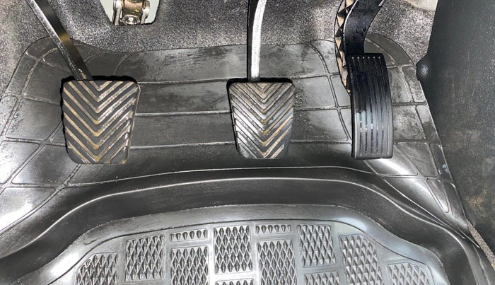 2022 Hyundai VENUE SX 1.0 TURBO, Petrol, Manual, 20,467 km, Pedals