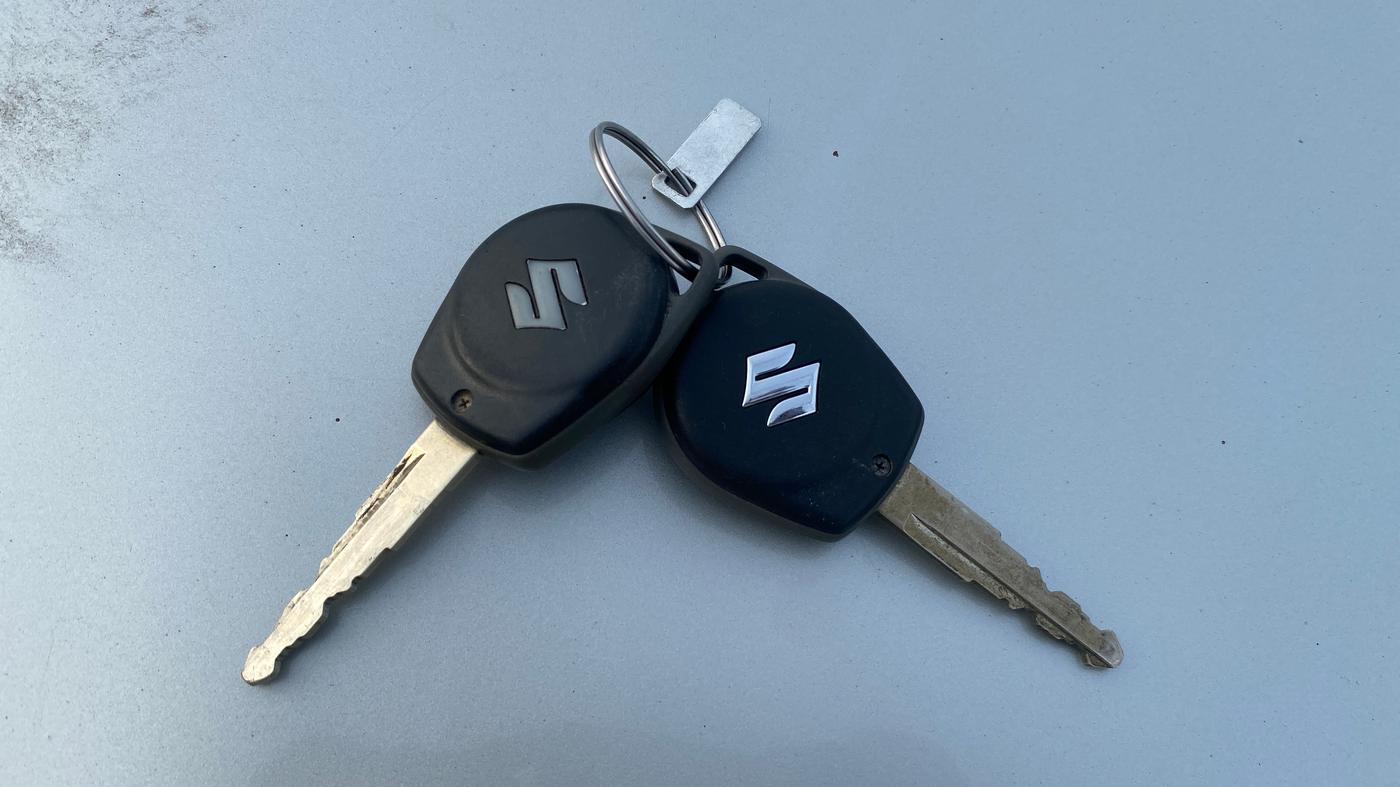 2018 Maruti Dzire VDI AMT, Diesel, Automatic, 1,17,772 km, Key Close Up