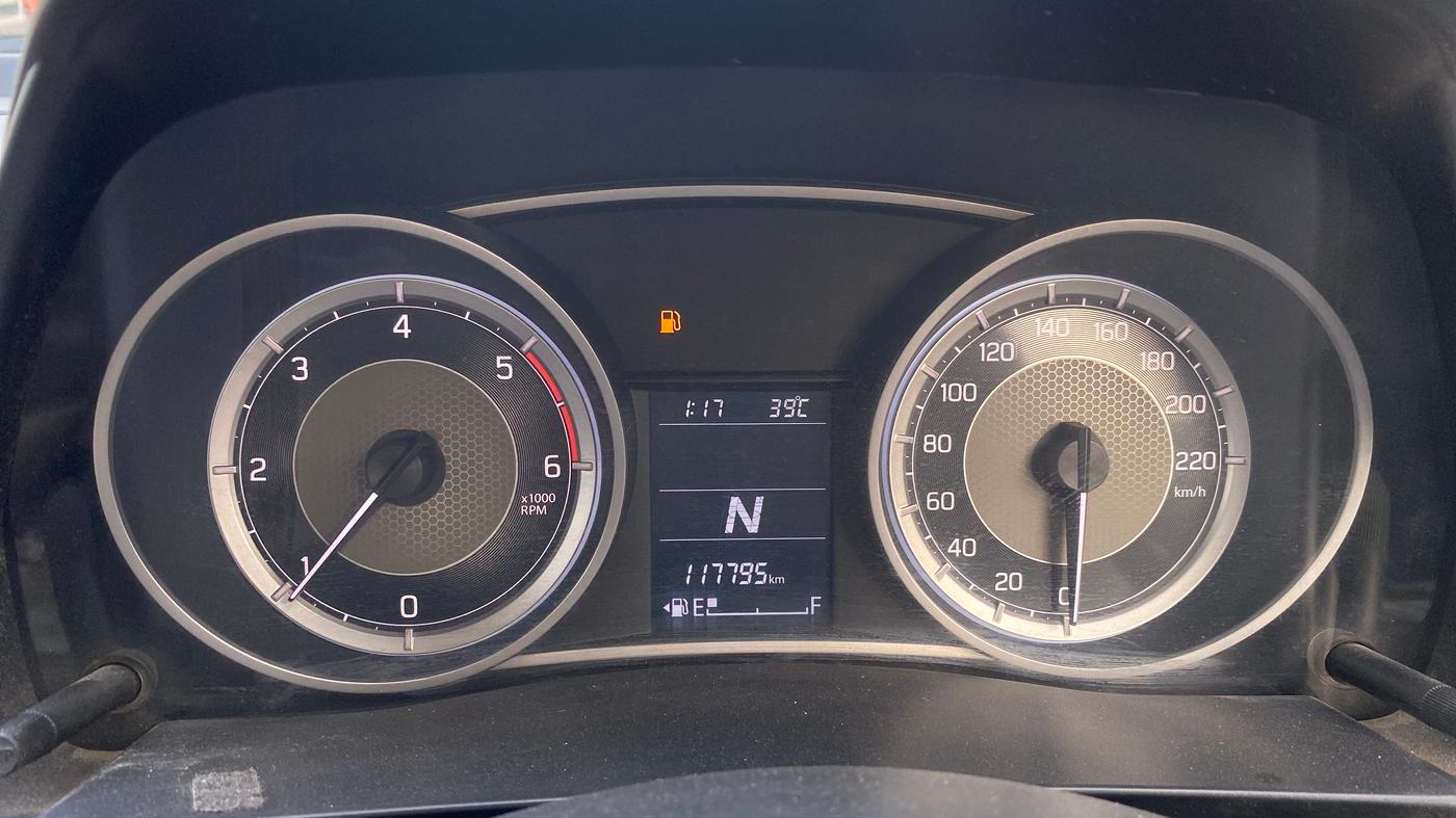 2018 Maruti Dzire VDI AMT, Diesel, Automatic, 1,17,772 km, Odometer Image