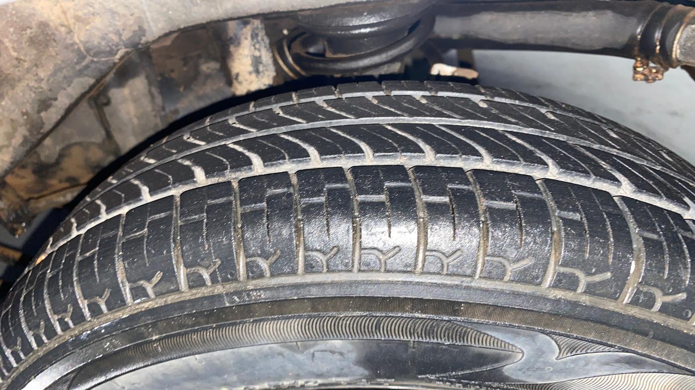 2018 Maruti Alto 800 LXI, Petrol, Manual, 47,661 km, Left Rear Tyre Tread
