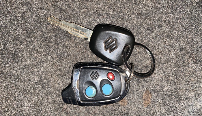 2018 Maruti Alto 800 LXI, Petrol, Manual, 47,656 km, Key Close Up