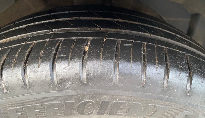 2022 MG HECTOR SHARP 2.0 DIESEL, Diesel, Manual, 33,350 km, Right Front Tyre Tread