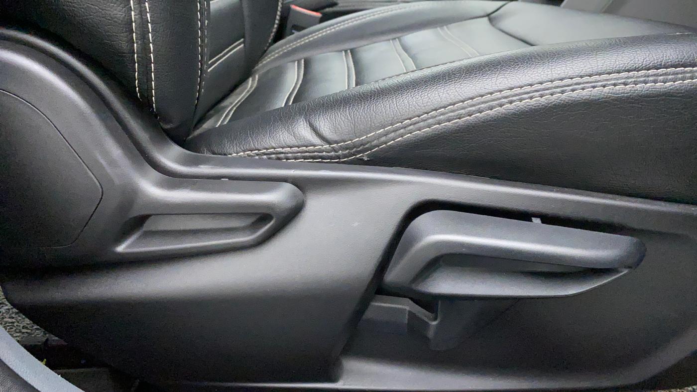 2020 Tata TIGOR XZ PLUS 1.2 REVOTRON, Petrol, Manual, 23,380 km, Driver Side Adjustment Panel