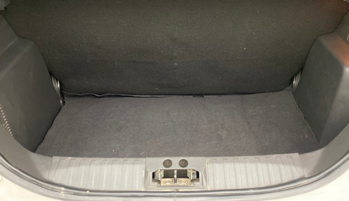 2019 Ford New Figo TITANIUM BLU 1.5 DIESEL, Diesel, Manual, 53,923 km, Boot Inside