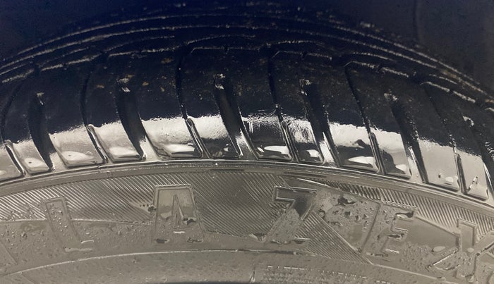 2018 Hyundai Grand i10 SPORTZ 1.2 KAPPA VTVT, Petrol, Manual, 67,914 km, Right Front Tyre Tread