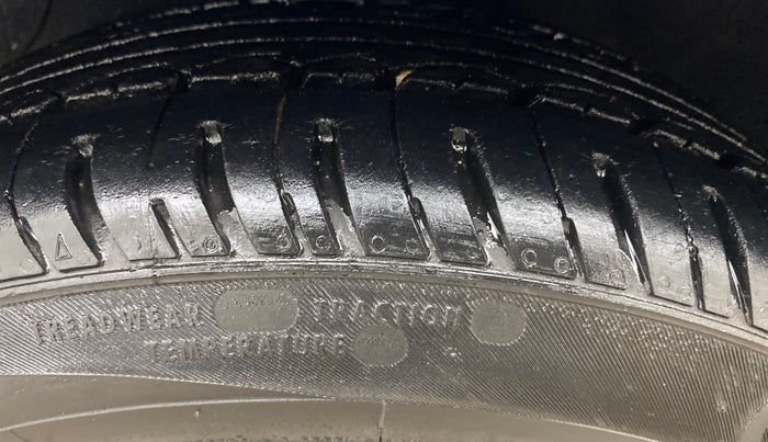 2018 Hyundai Grand i10 SPORTZ 1.2 KAPPA VTVT, Petrol, Manual, 67,914 km, Left Front Tyre Tread