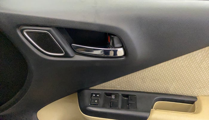 2017 Honda City 1.5L I-VTEC V MT, Petrol, Manual, 73,149 km, Driver Side Door Panels Control