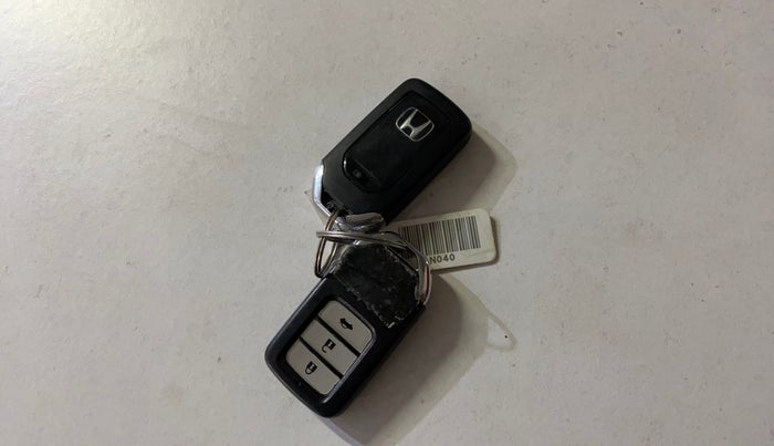 2017 Honda City 1.5L I-VTEC V MT, Petrol, Manual, 73,149 km, Key Close Up