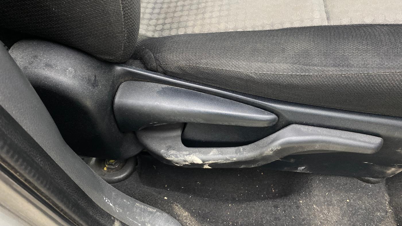2013 Toyota Etios G, Petrol, Manual, 9,179 km, Driver Side Adjustment Panel