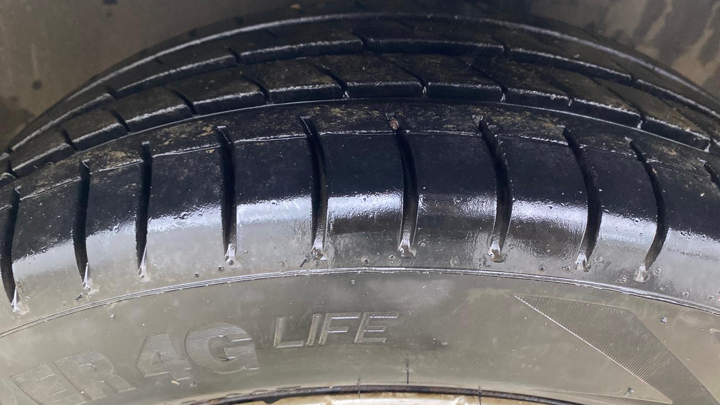 2013 Toyota Etios G, Petrol, Manual, 9,179 km, Right Front Tyre Tread