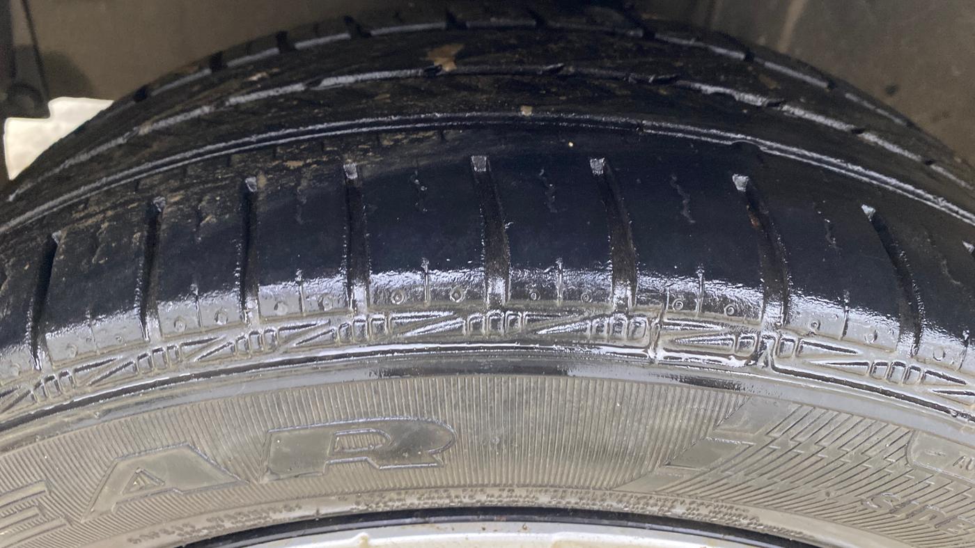 2013 Toyota Etios G, Petrol, Manual, 9,179 km, Left Front Tyre Tread