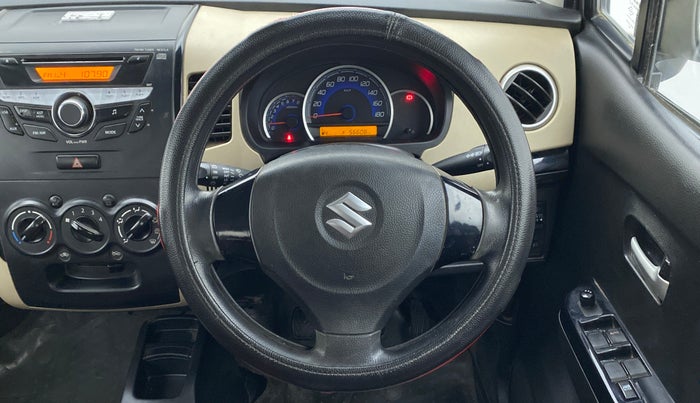 2017 Maruti Wagon R 1.0 VXI, Petrol, Manual, 56,608 km, Steering Wheel Close Up