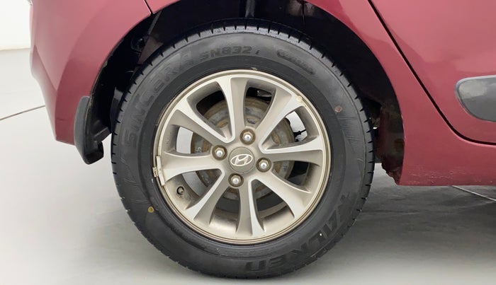 2014 Hyundai Grand i10 ASTA 1.2 KAPPA VTVT, Petrol, Manual, 49,106 km, Right Rear Wheel
