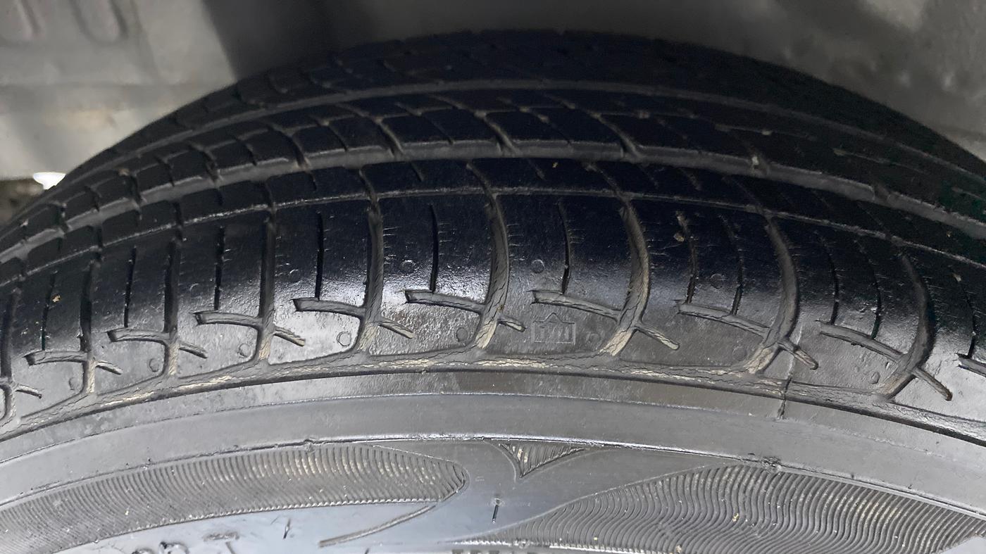 2017 Honda Brio 1.2 VX AT I VTEC, Petrol, Automatic, 19,041 km, Right Rear Tyre Tread