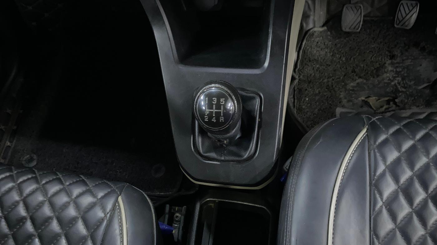 2021 Maruti New Wagon-R LXI CNG (O) 1.0, CNG, Manual, 51,205 km, Gear Lever