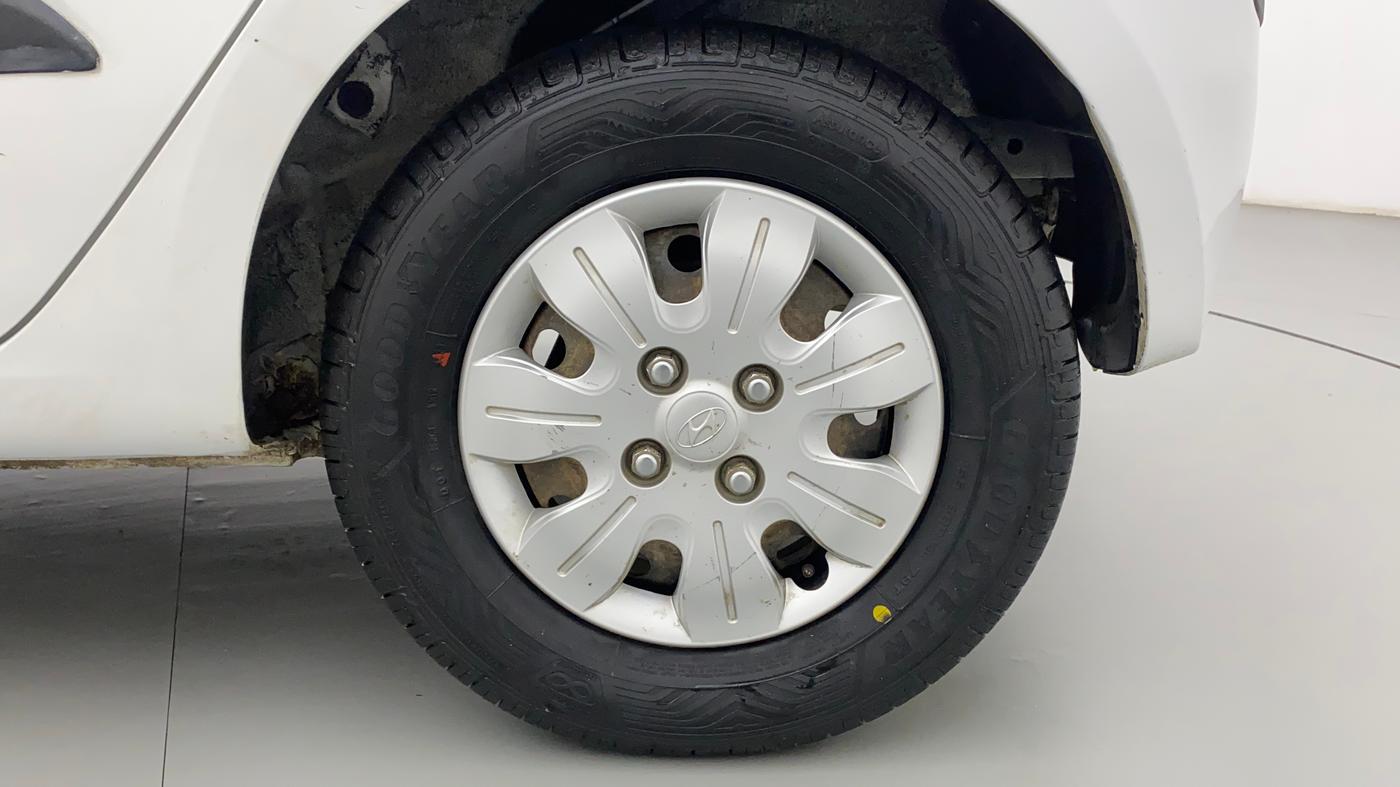 2010 Hyundai i10 MAGNA 1.2, Petrol, Manual, 25,961 km, Left Rear Wheel