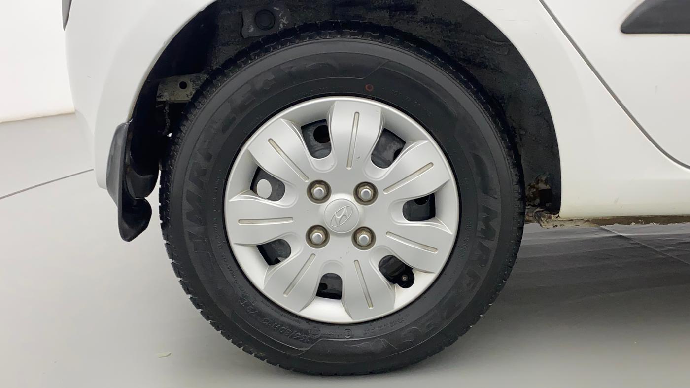 2010 Hyundai i10 MAGNA 1.2, Petrol, Manual, 25,961 km, Right Rear Wheel