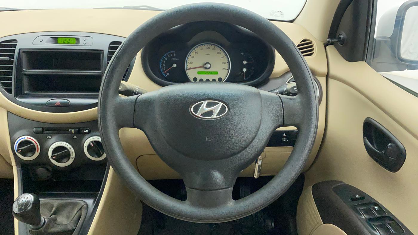 2010 Hyundai i10 MAGNA 1.2, Petrol, Manual, 25,961 km, Steering Wheel Close Up